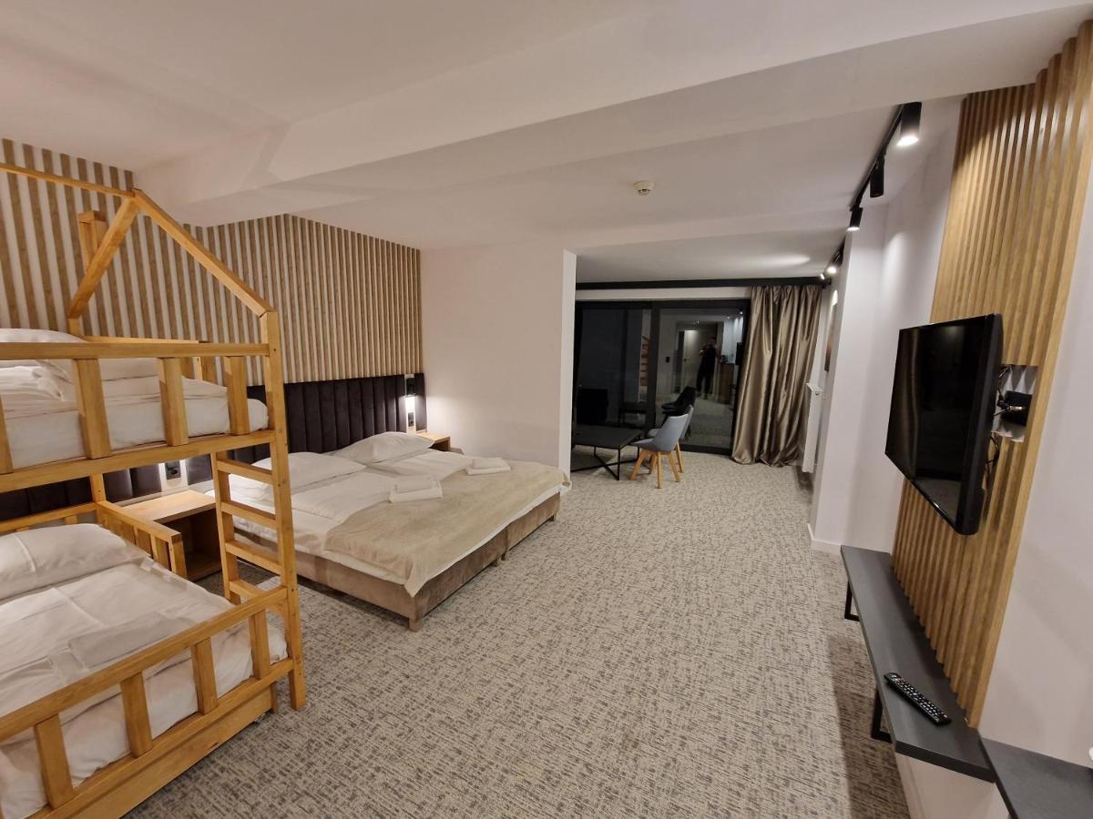 Bed and Breakfast Sniezynka Щирк Экстерьер фото