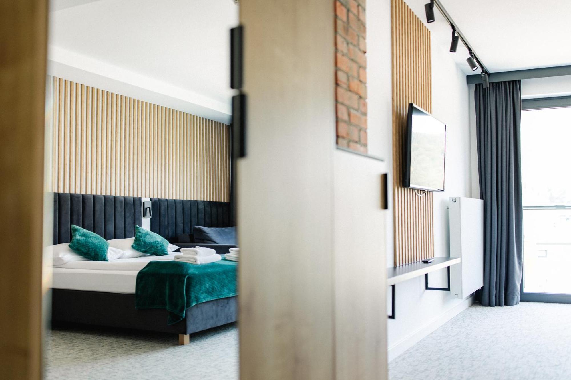 Bed and Breakfast Sniezynka Щирк Экстерьер фото